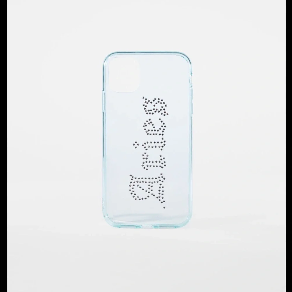 Bershka IPhone 11 Aries Case